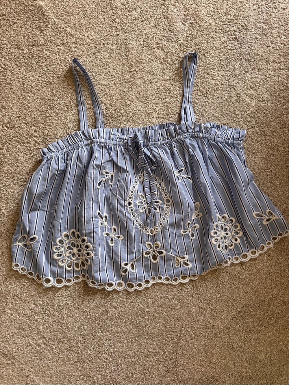NWT Maeve embroidered eyelet tank M